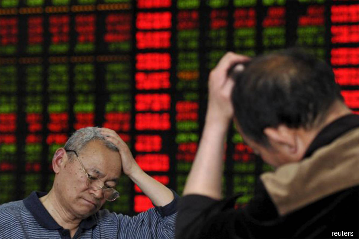 China's reopening rally wobbles as growth concerns weigh on stocks
